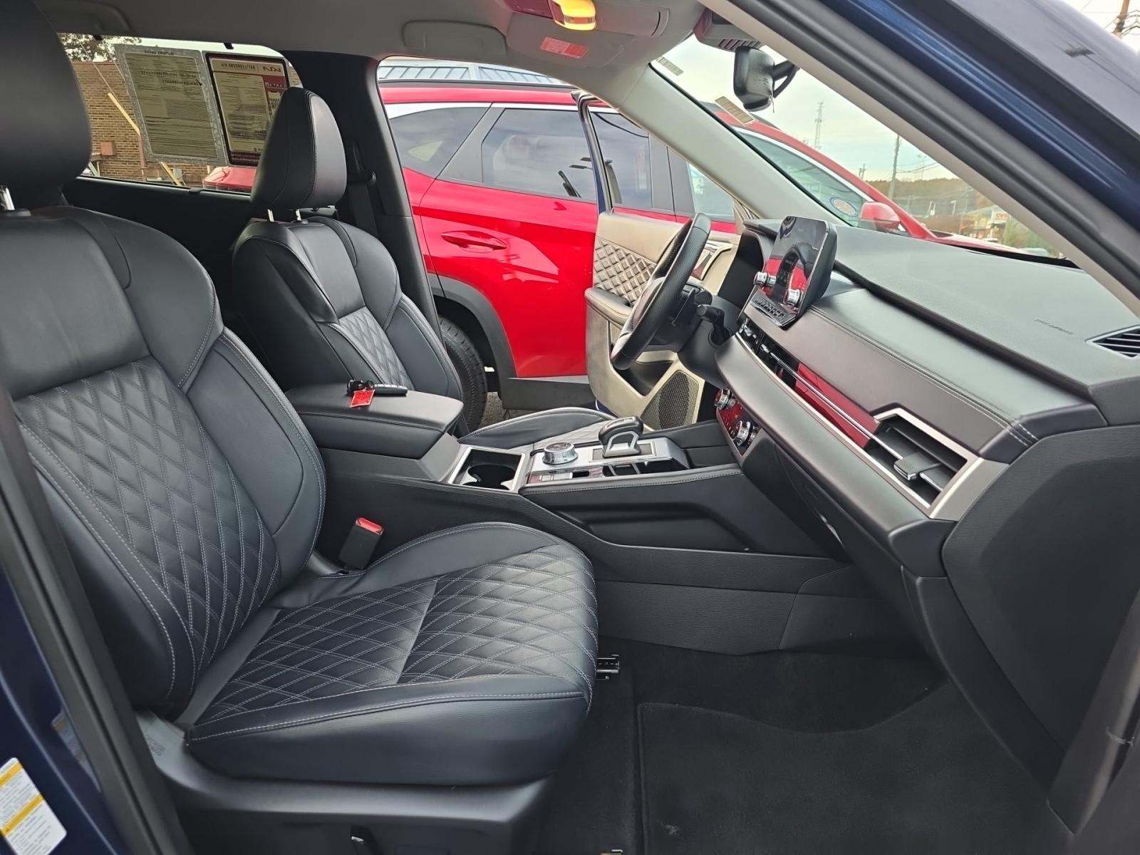 2024 Mitsubishi Outlander SEL FWD