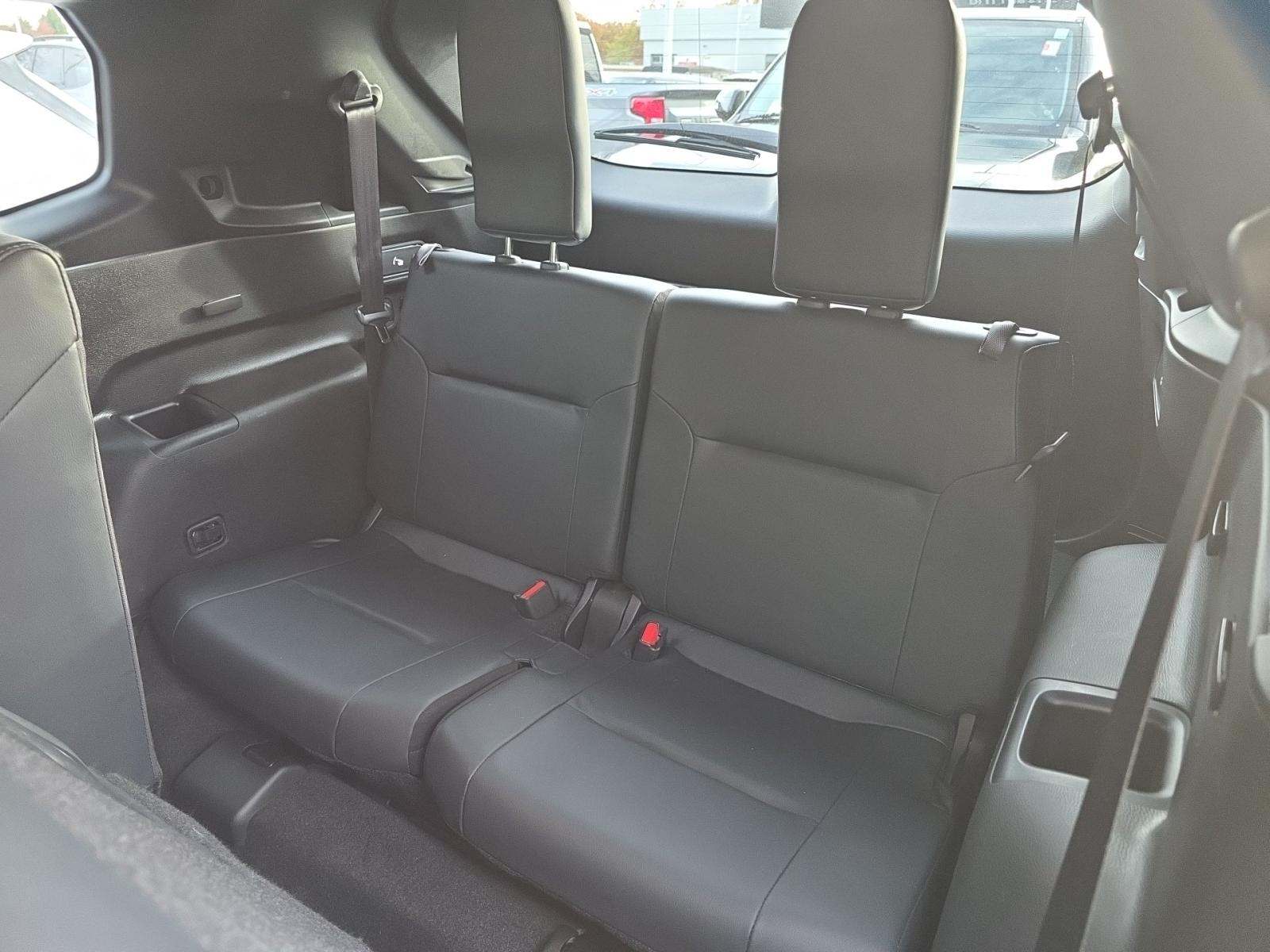 2024 Mitsubishi Outlander SEL FWD