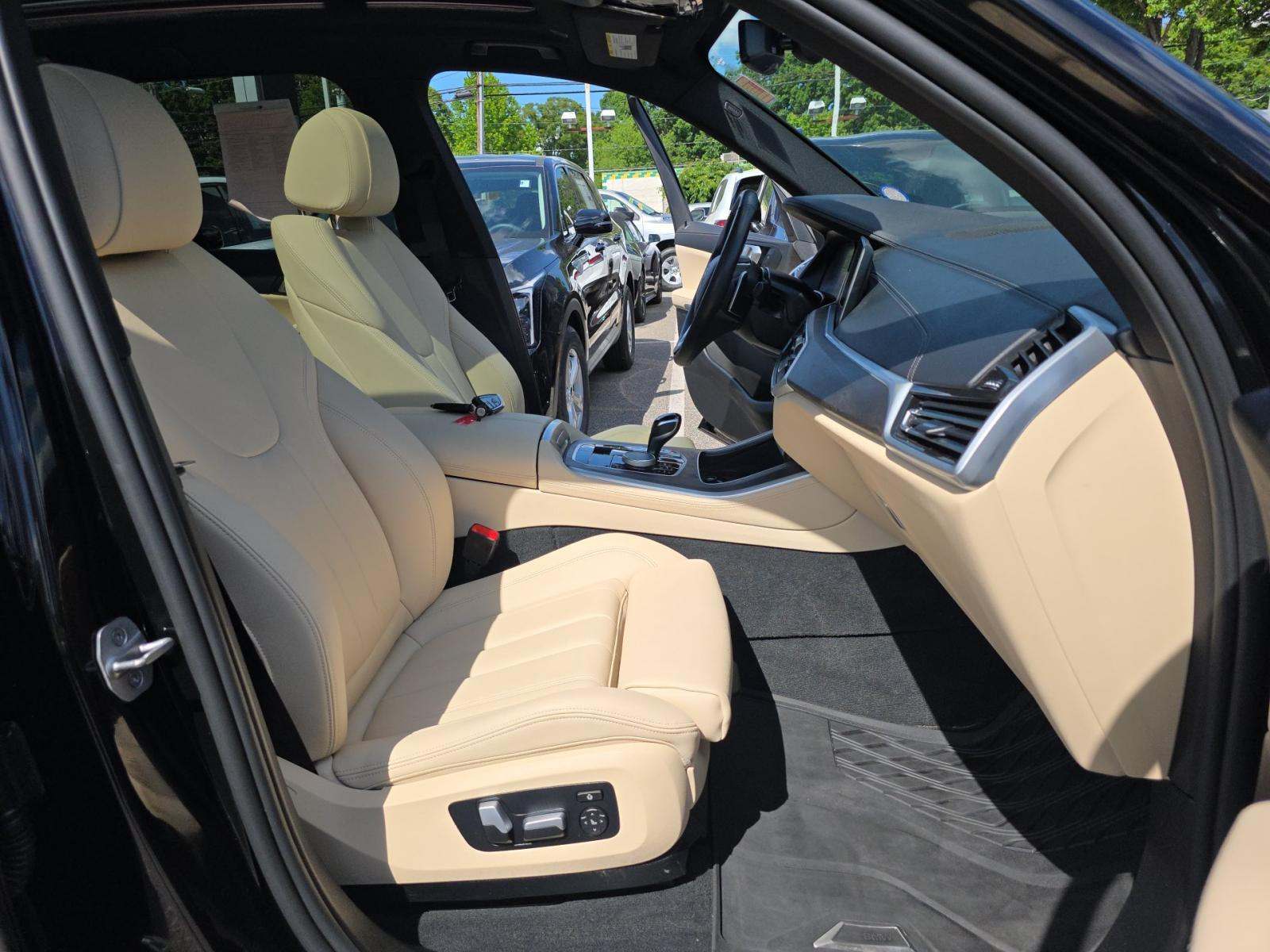 2022 BMW X5 xDrive40i AWD