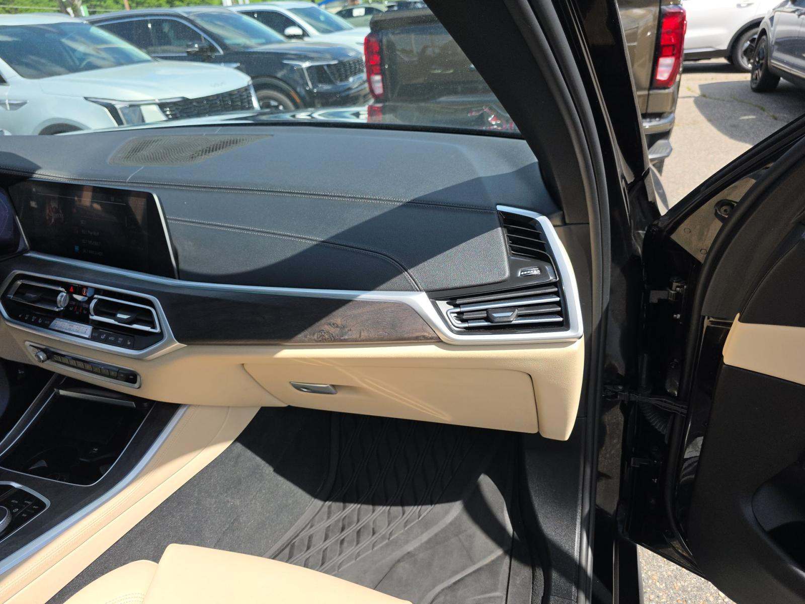 2022 BMW X5 xDrive40i AWD