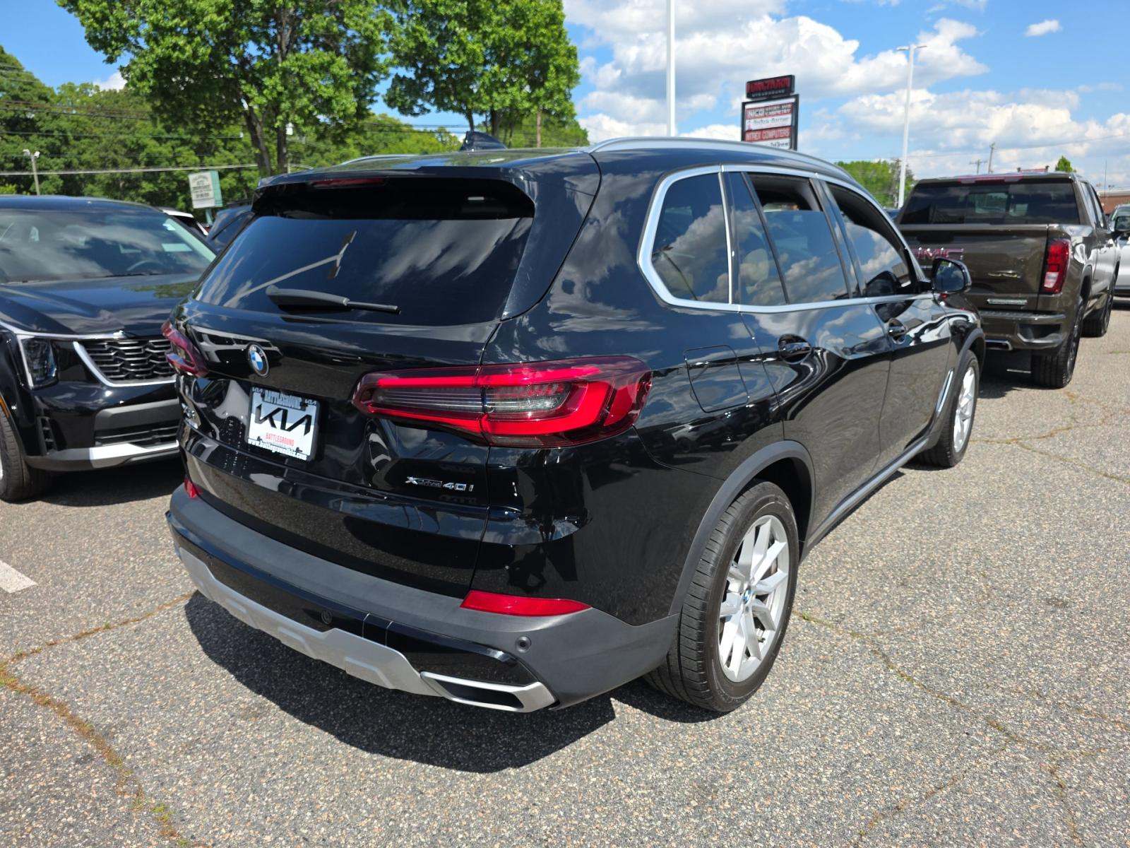 2022 BMW X5 xDrive40i AWD