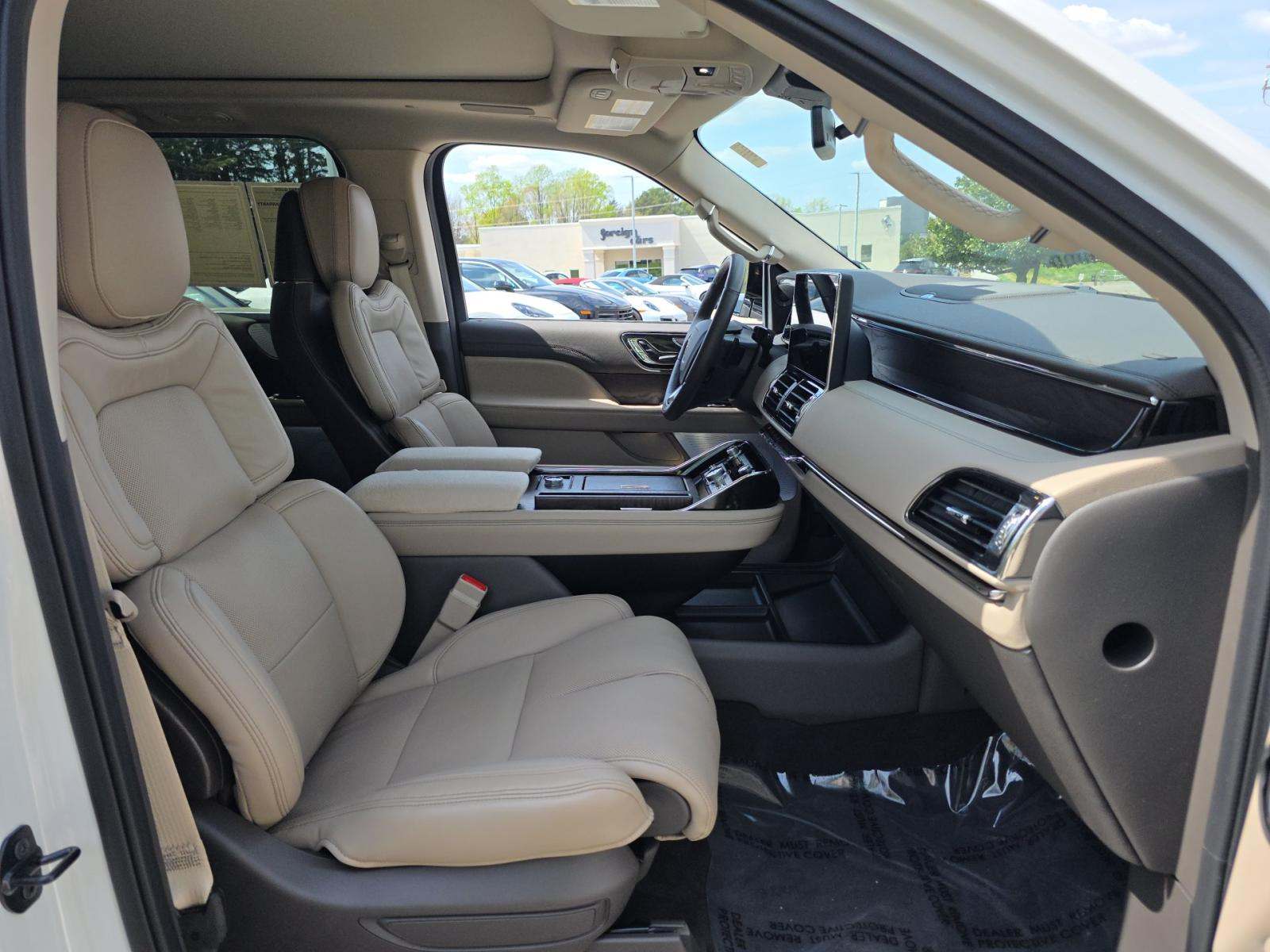 2024 Lincoln Navigator Reserve AWD