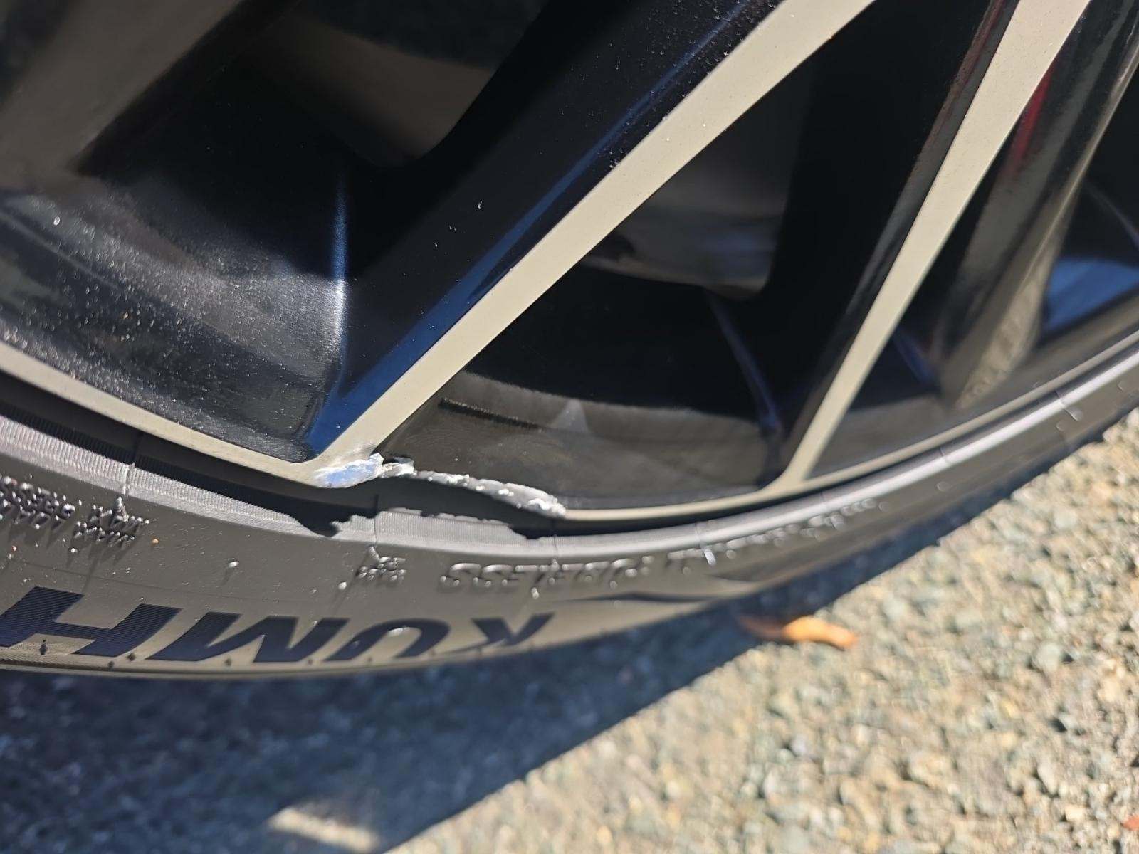 2023 Toyota Camry SE FWD