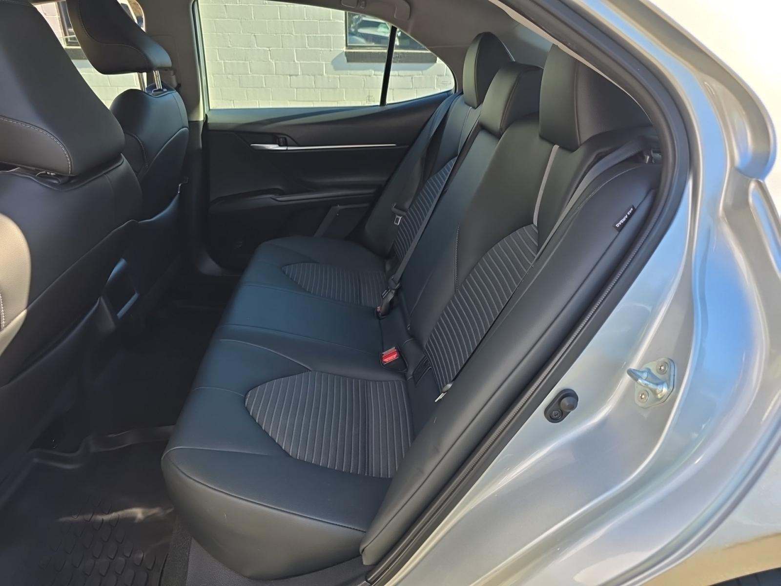 2023 Toyota Camry SE FWD