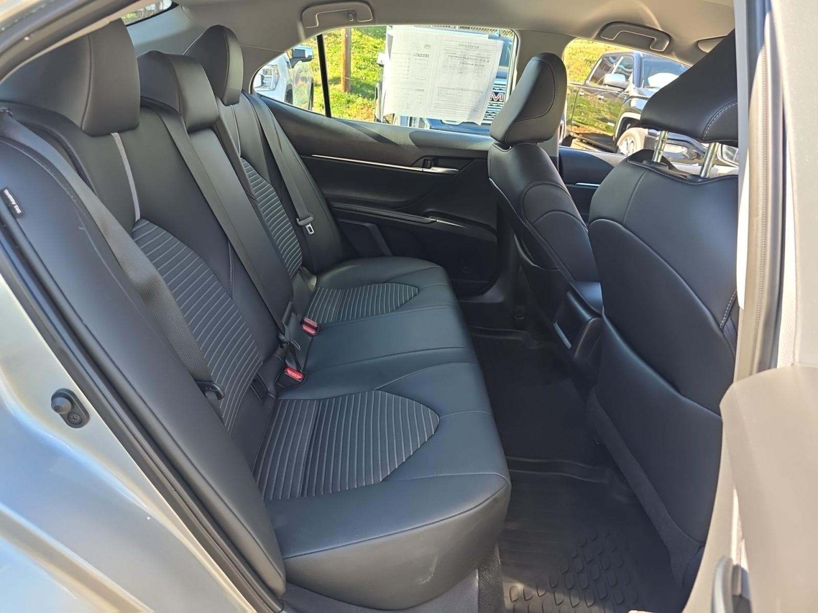 2023 Toyota Camry SE FWD