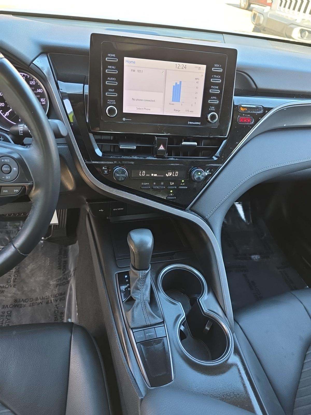 2023 Toyota Camry SE FWD