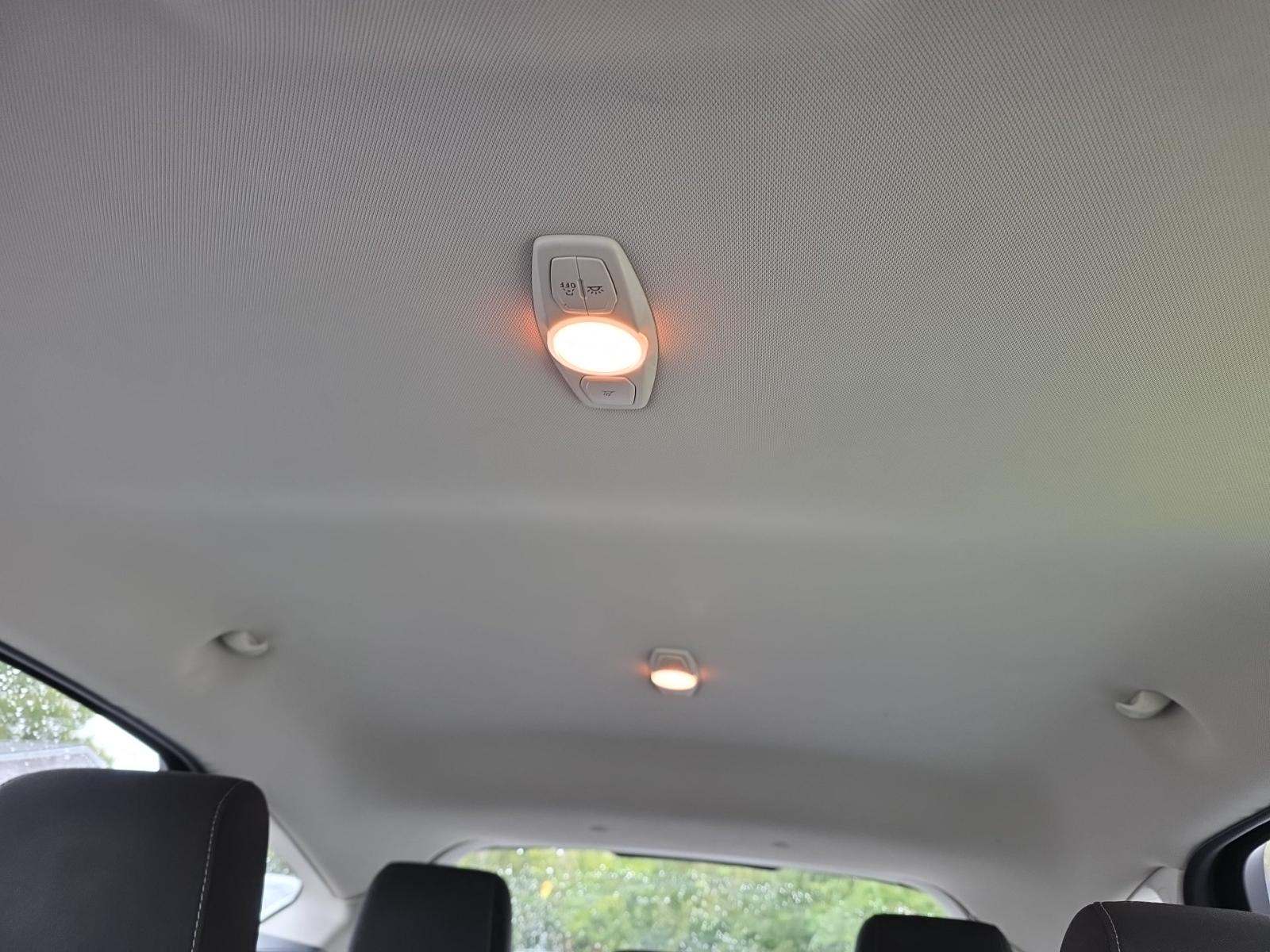 2016 Ford Focus SE FWD