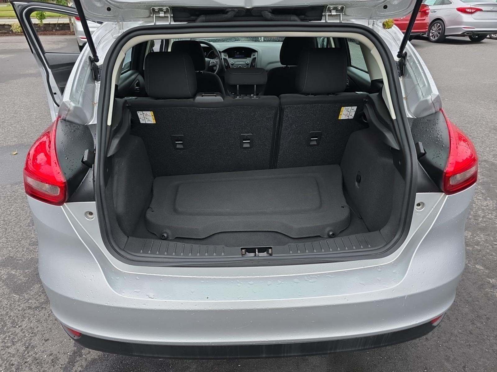 2016 Ford Focus SE FWD