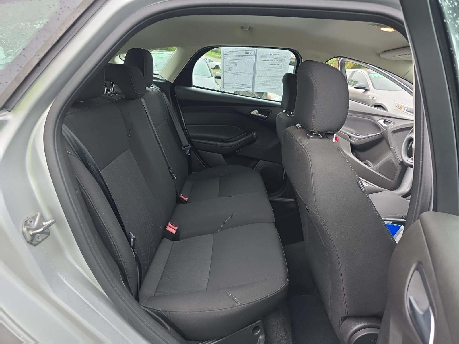 2016 Ford Focus SE FWD