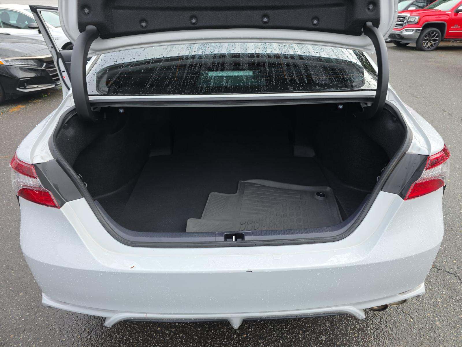 2023 Toyota Camry SE FWD