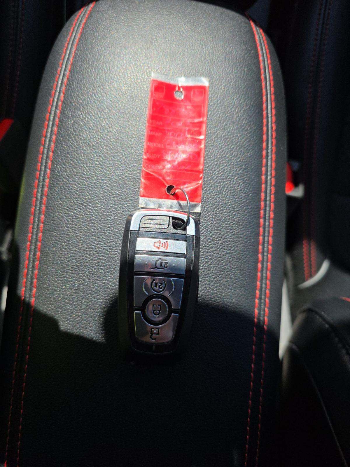 FORD ESCAPE - 4