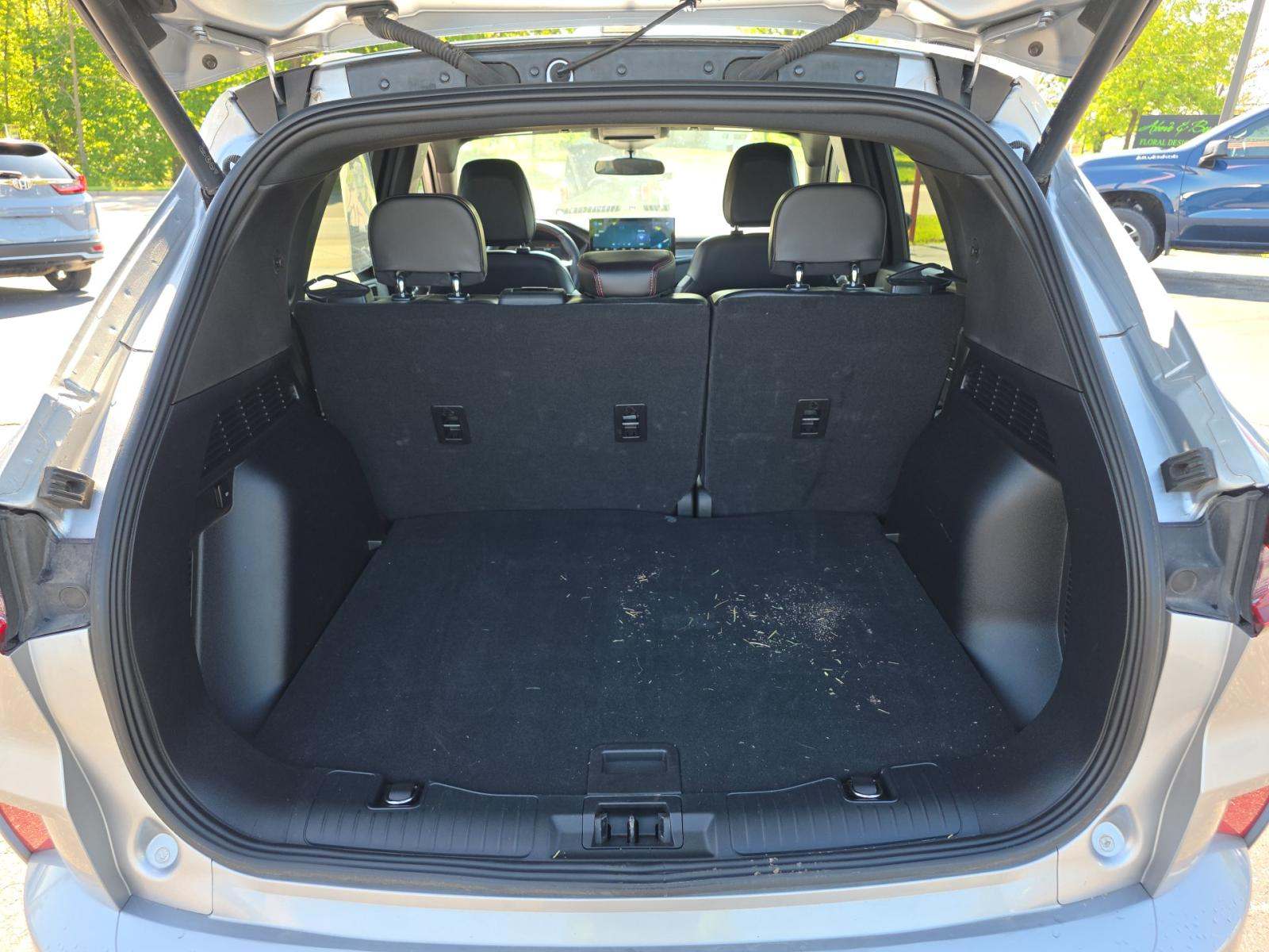 FORD ESCAPE - 10