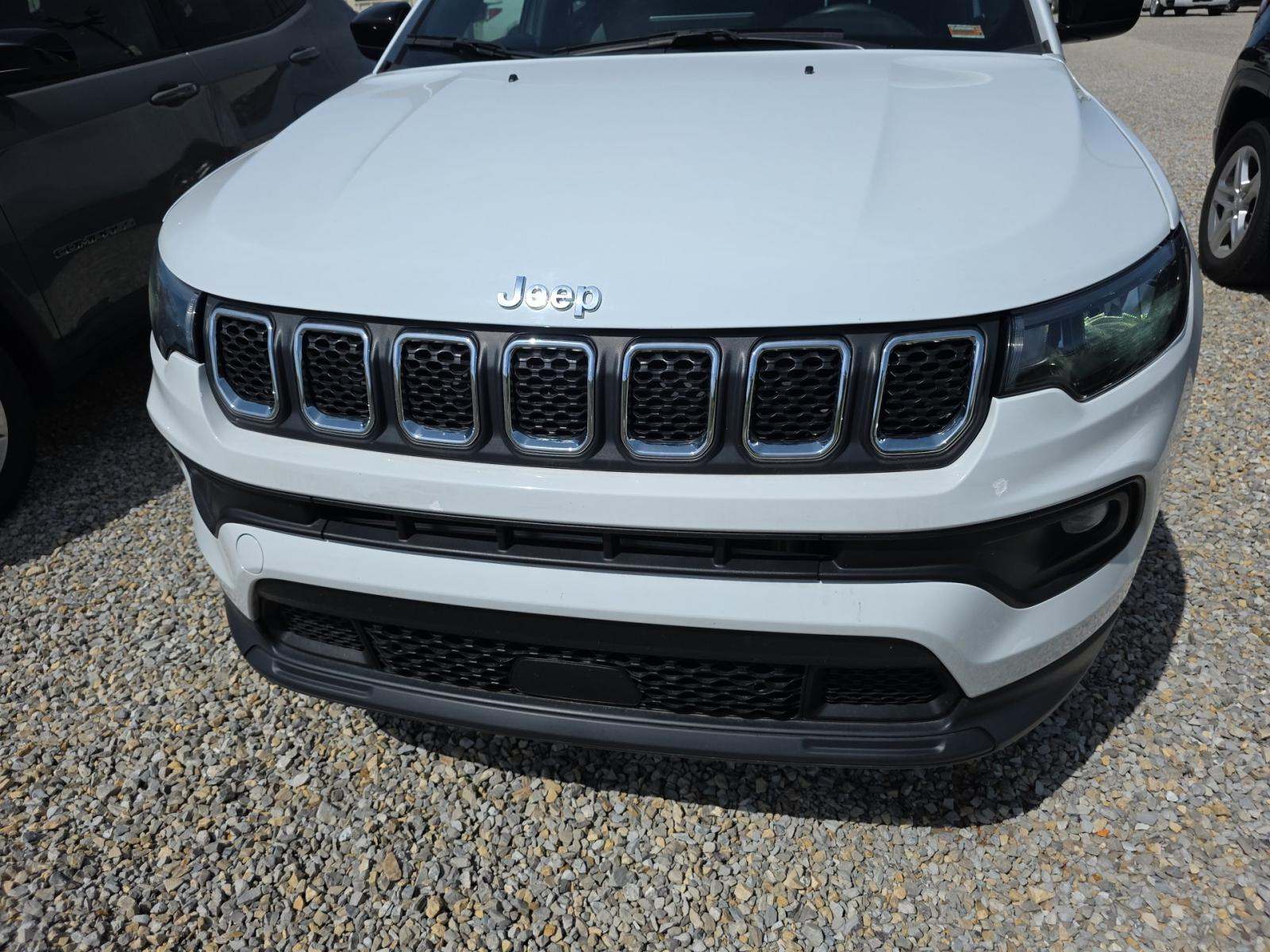 2024 Jeep Compass Latitude AWD