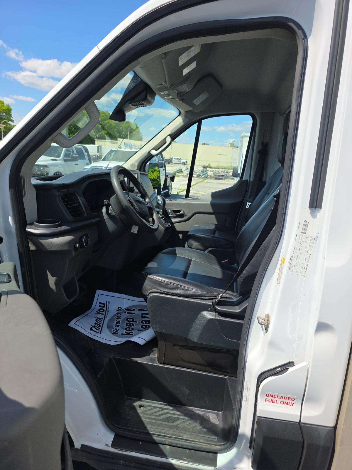 FORD TRANSIT 350 - 6