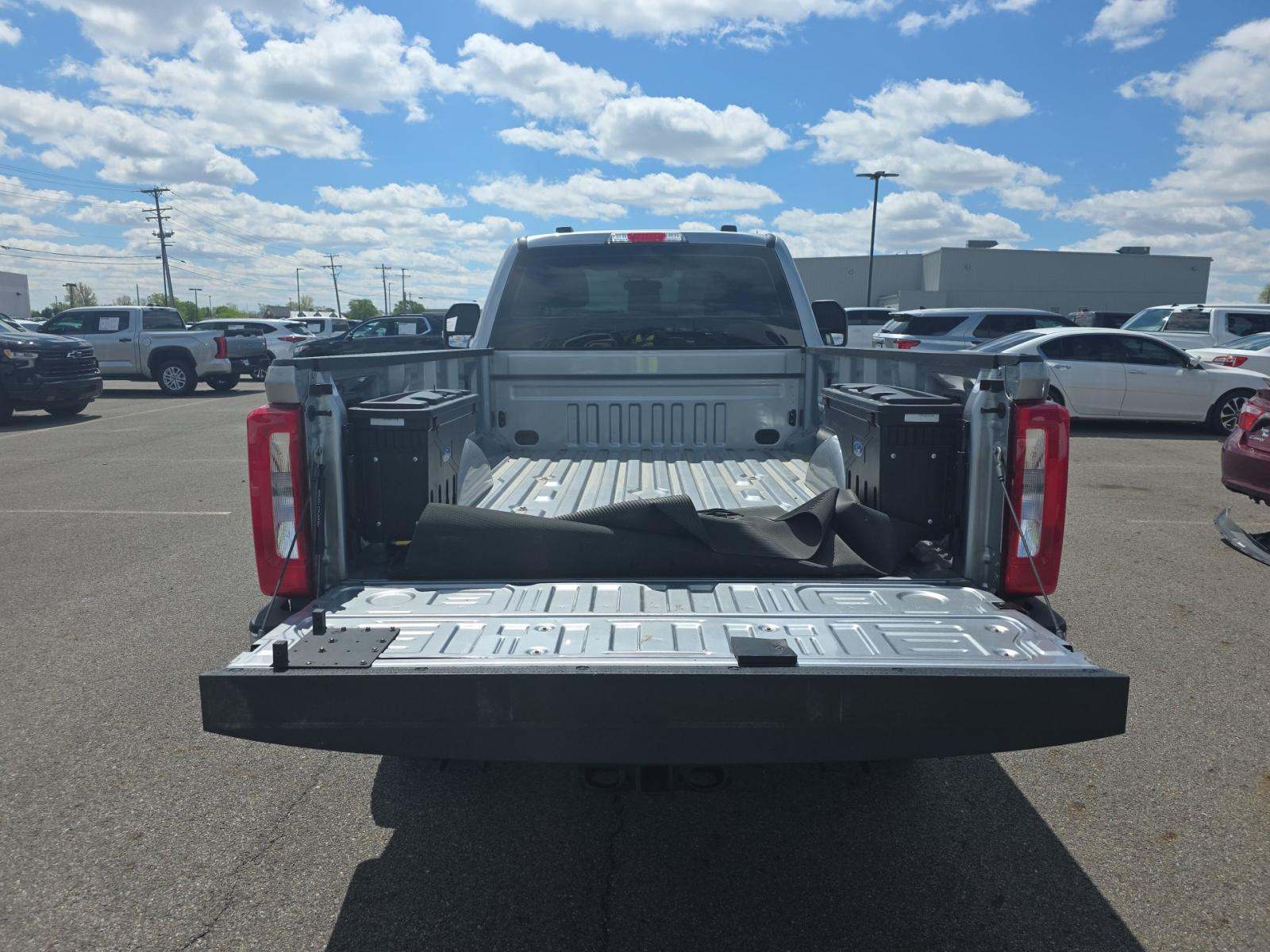 FORD F-350 - 9