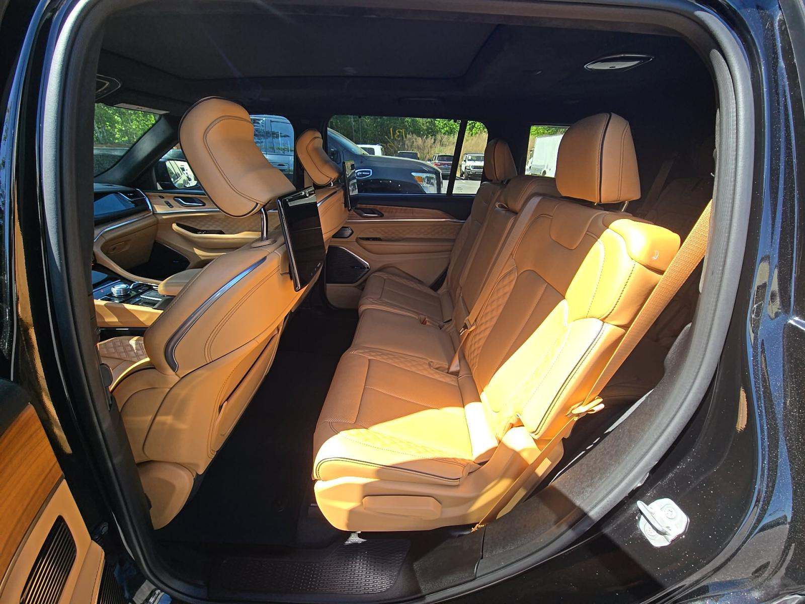 JEEP GRAND CHEROKEE - 9