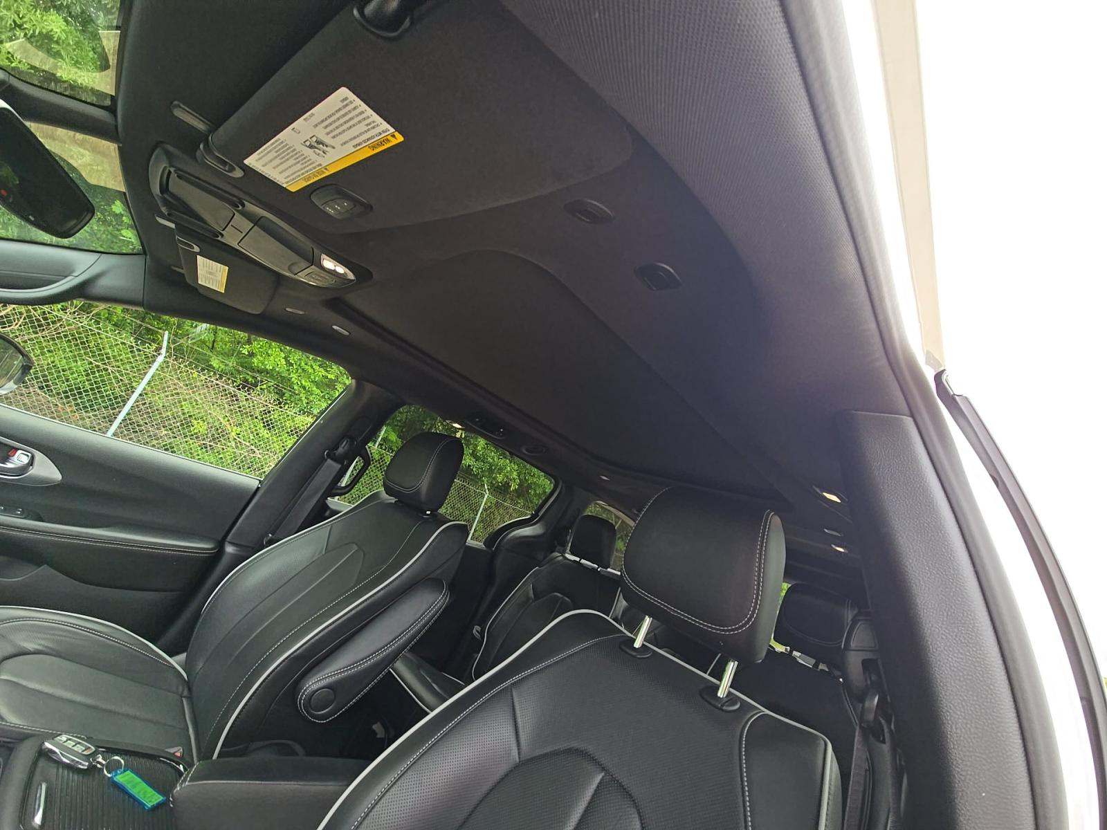 2026 Chrysler Pacifica Limited FWD