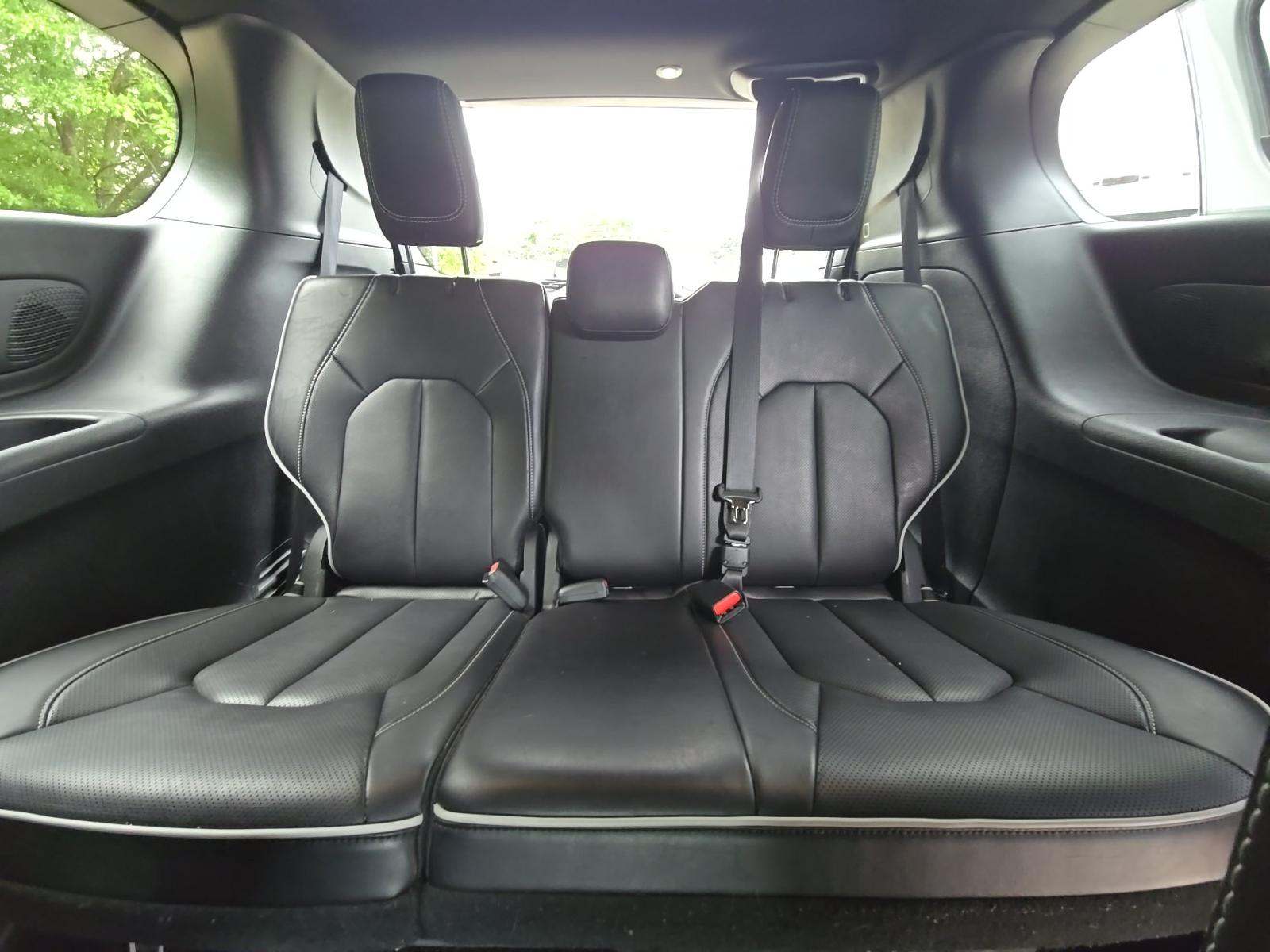 2026 Chrysler Pacifica Limited FWD