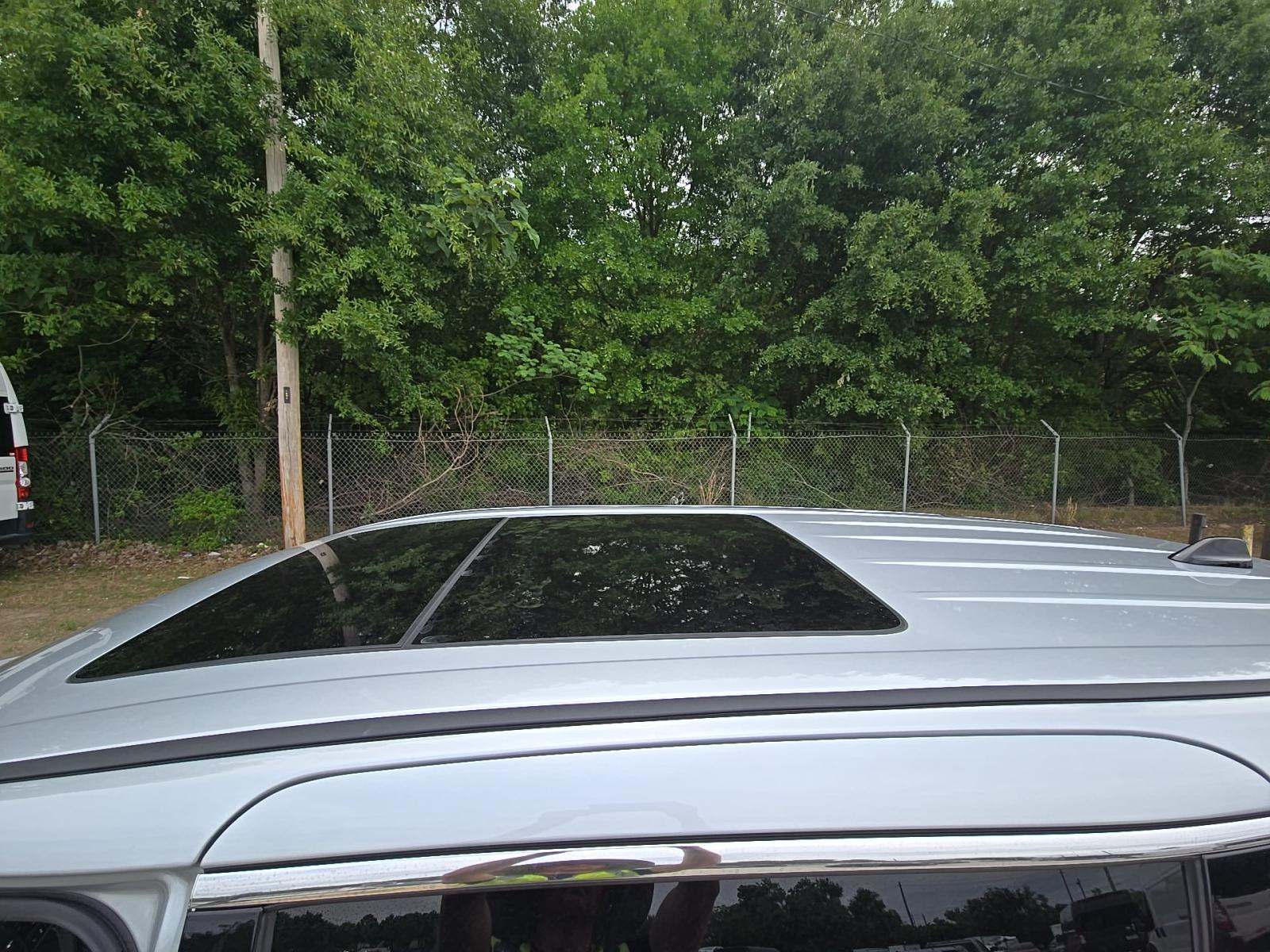 2026 Chrysler Pacifica Limited FWD