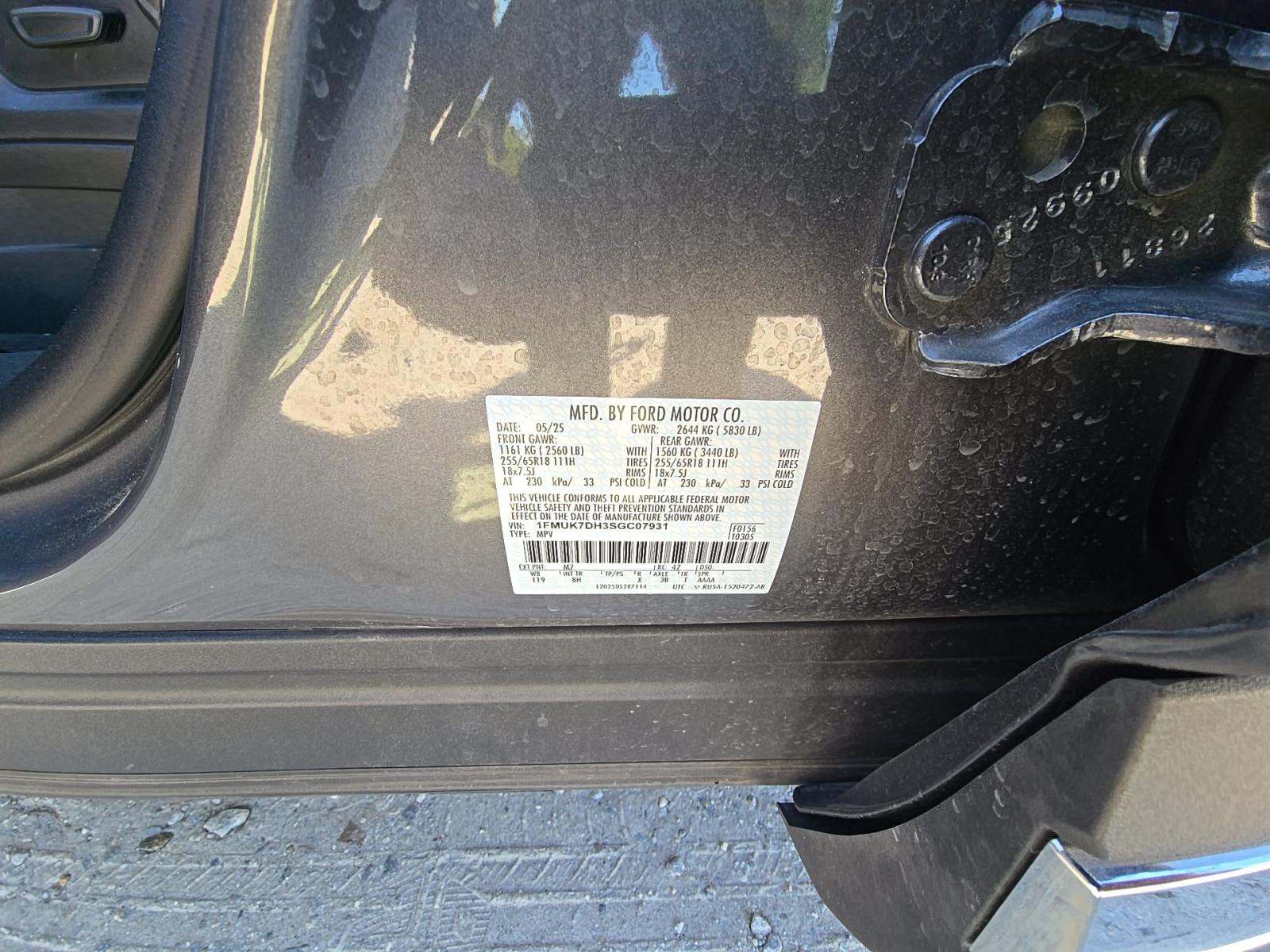 2025 Ford Explorer Active RWD