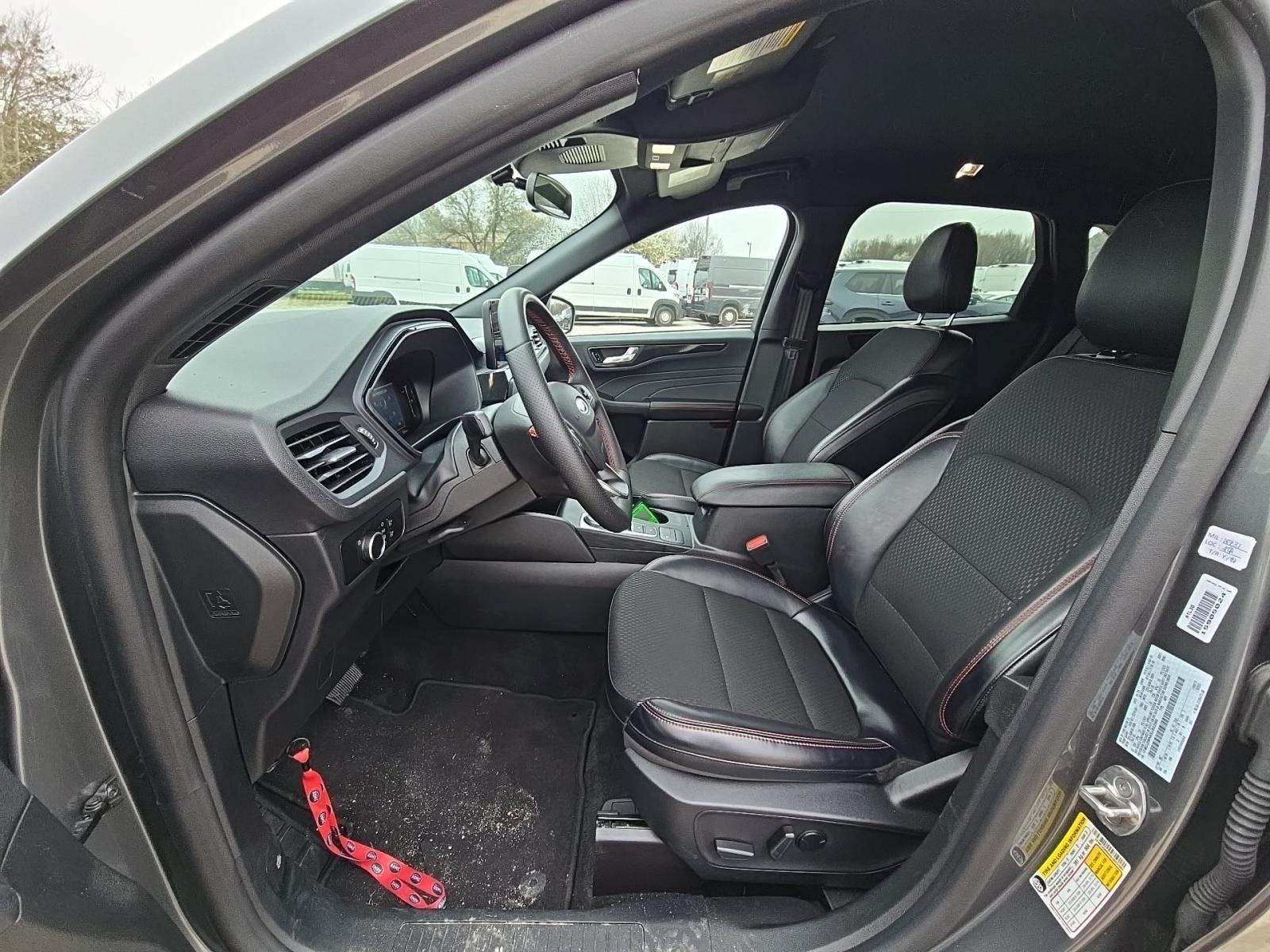 2025 Ford Escape ST-Line FWD