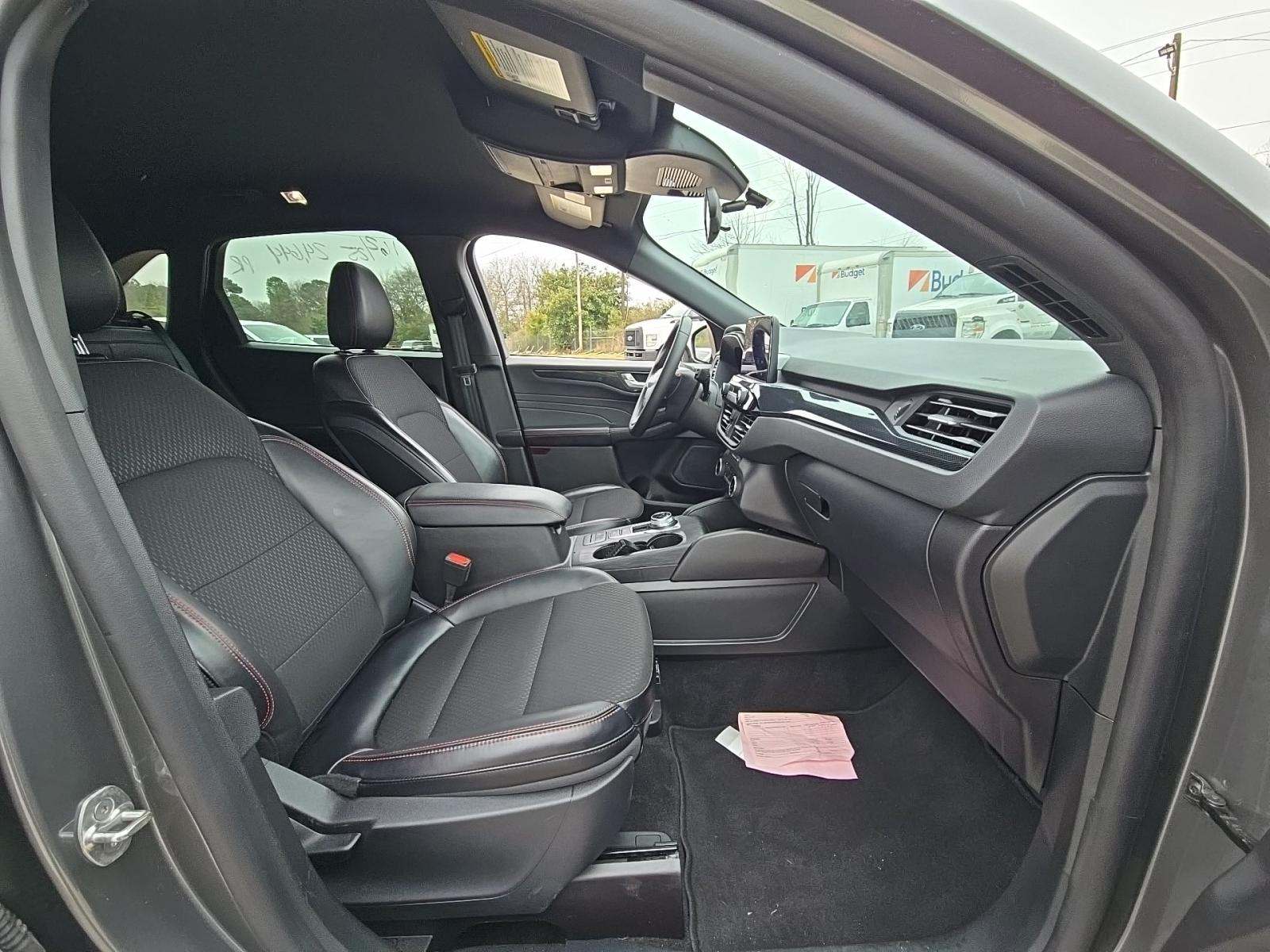 2025 Ford Escape ST-Line FWD