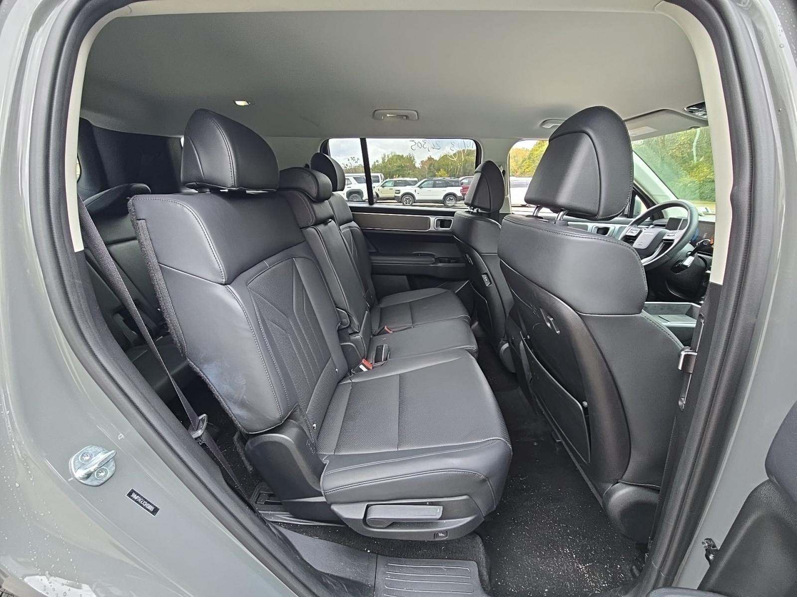 2025 Hyundai Santa Fe SEL FWD