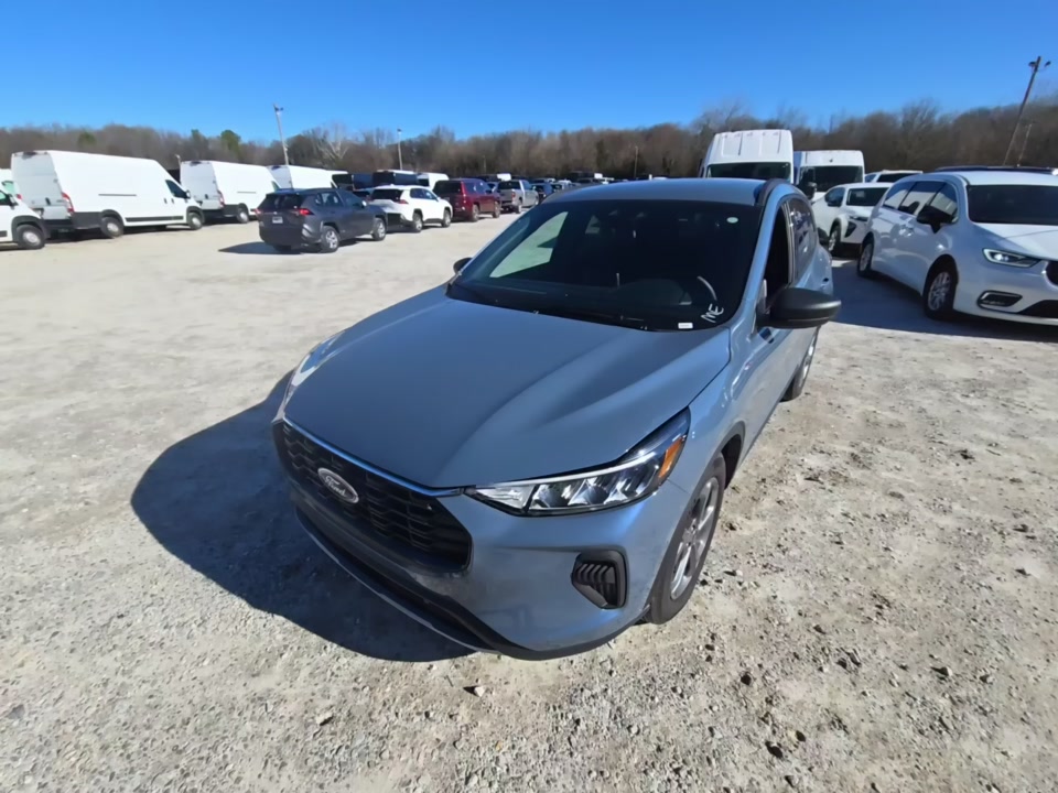 2025 Ford Escape ST-Line FWD