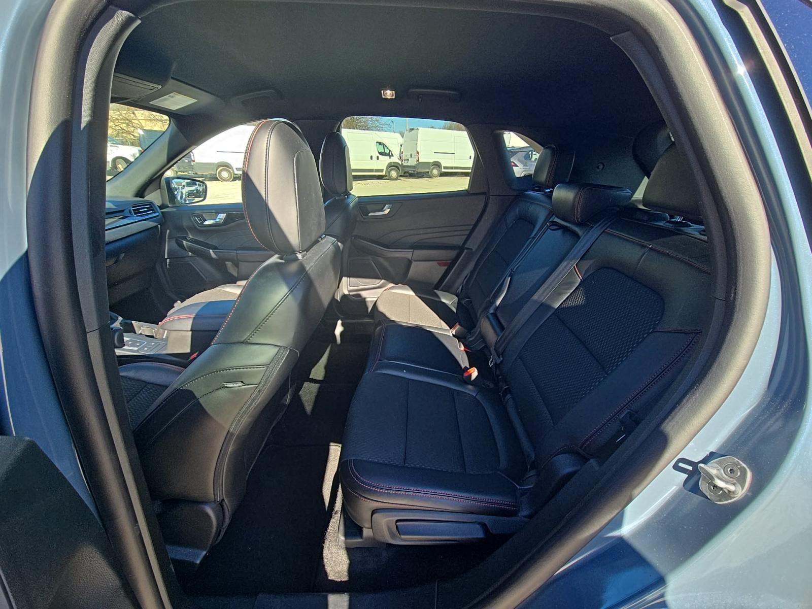 2025 Ford Escape ST-Line FWD