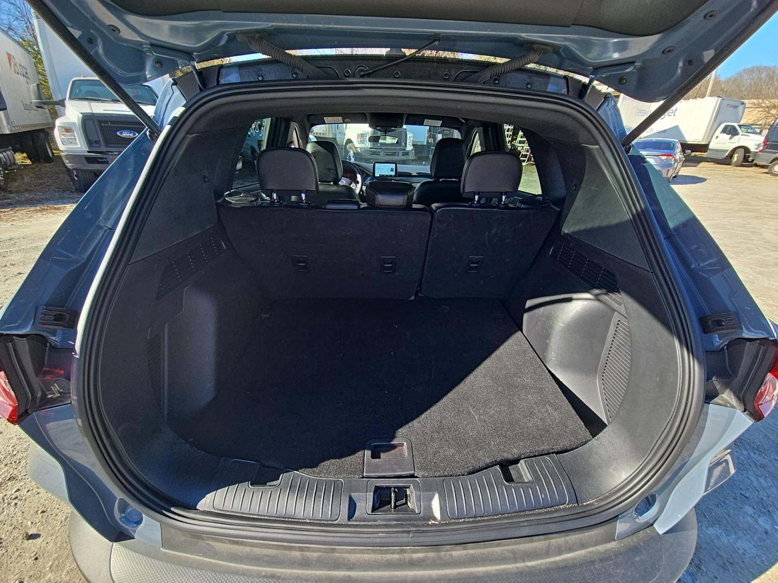 2025 Ford Escape ST-Line FWD