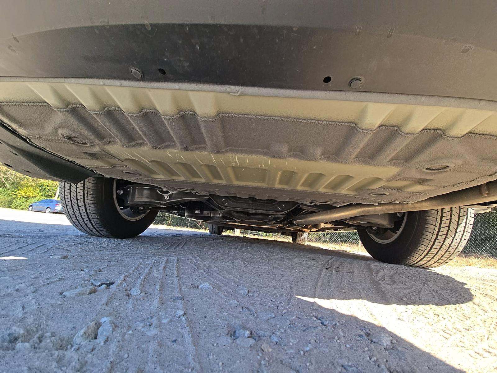 2025 Toyota Sienna LE FWD