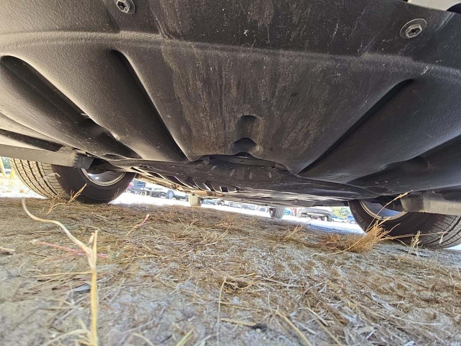 2025 Toyota Sienna LE FWD