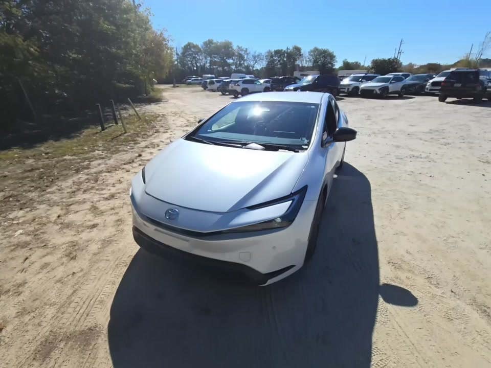 2025 Toyota Prius LE FWD
