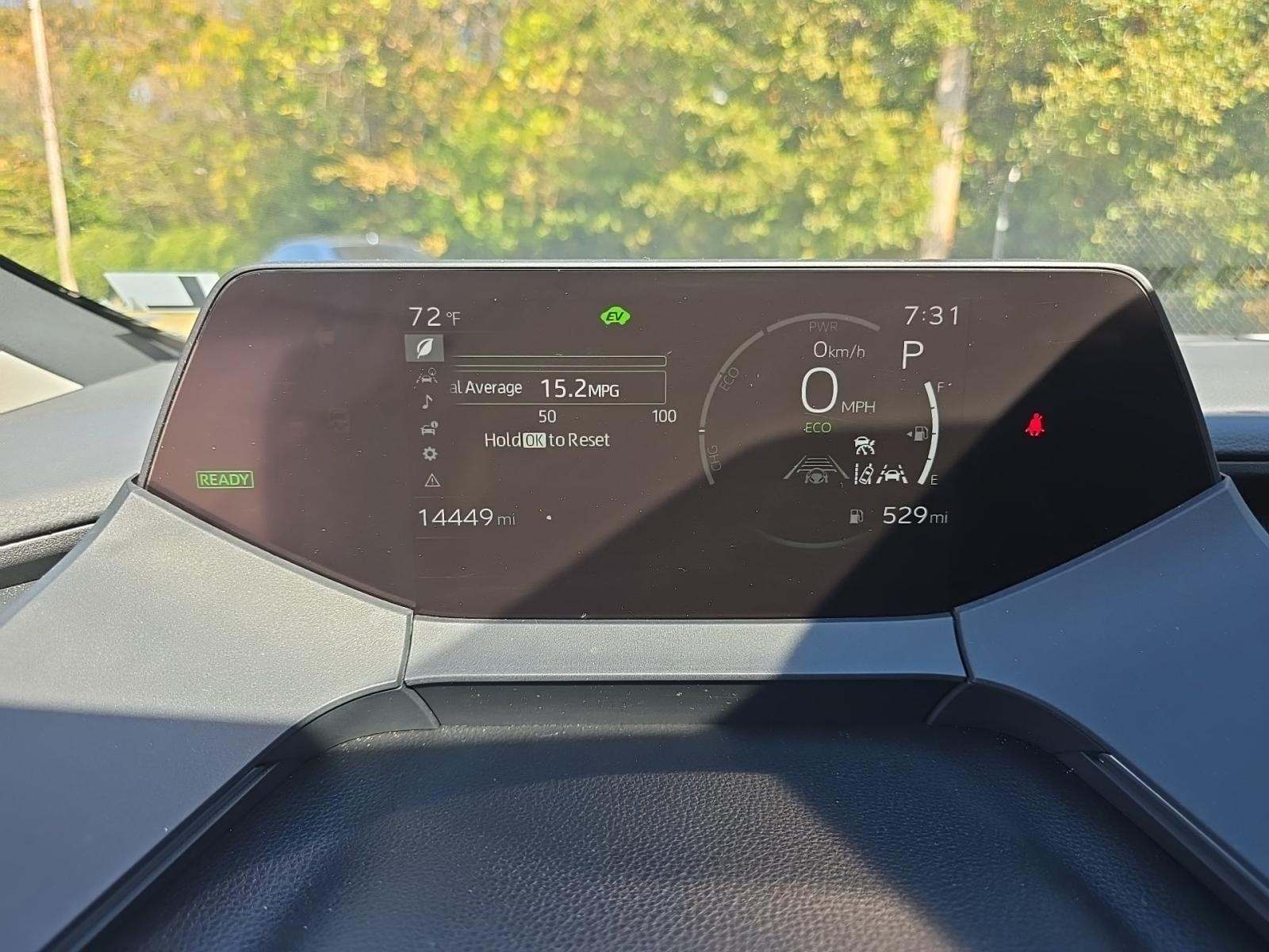 2025 Toyota Prius LE FWD