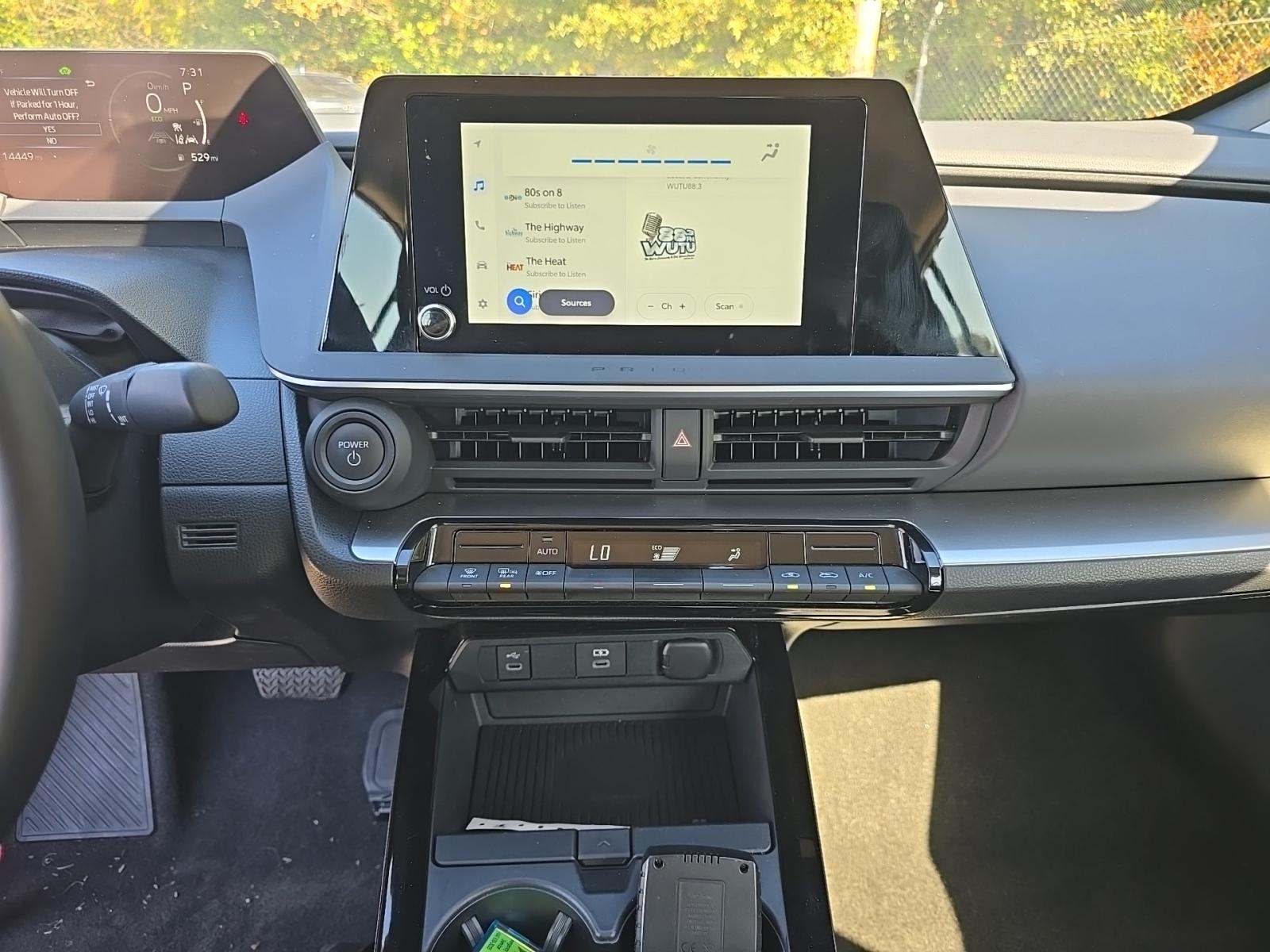 2025 Toyota Prius LE FWD