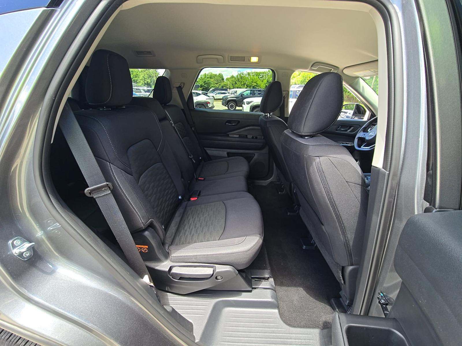 2026 Nissan Pathfinder S AWD