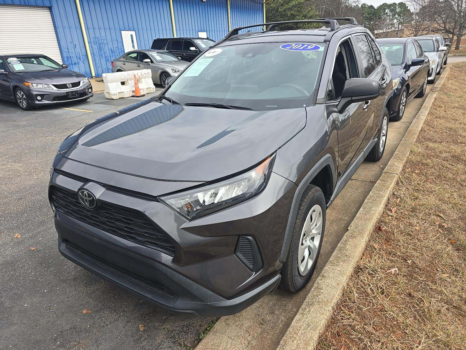 2019 Toyota RAV4 LE FWD