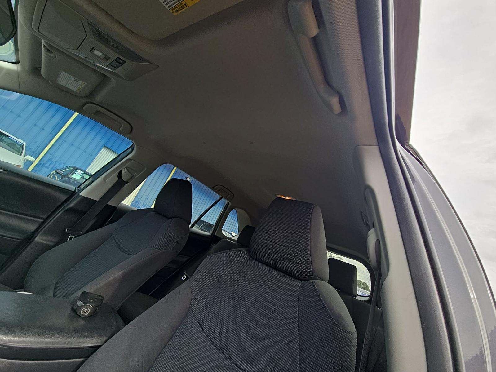 2019 Toyota RAV4 LE FWD