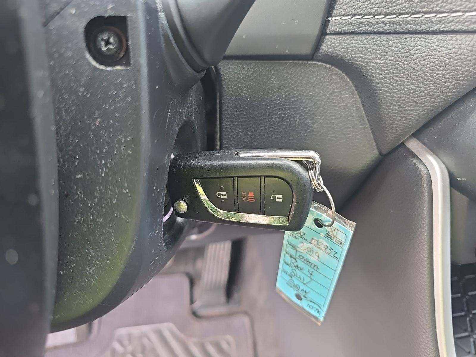 2019 Toyota RAV4 LE FWD