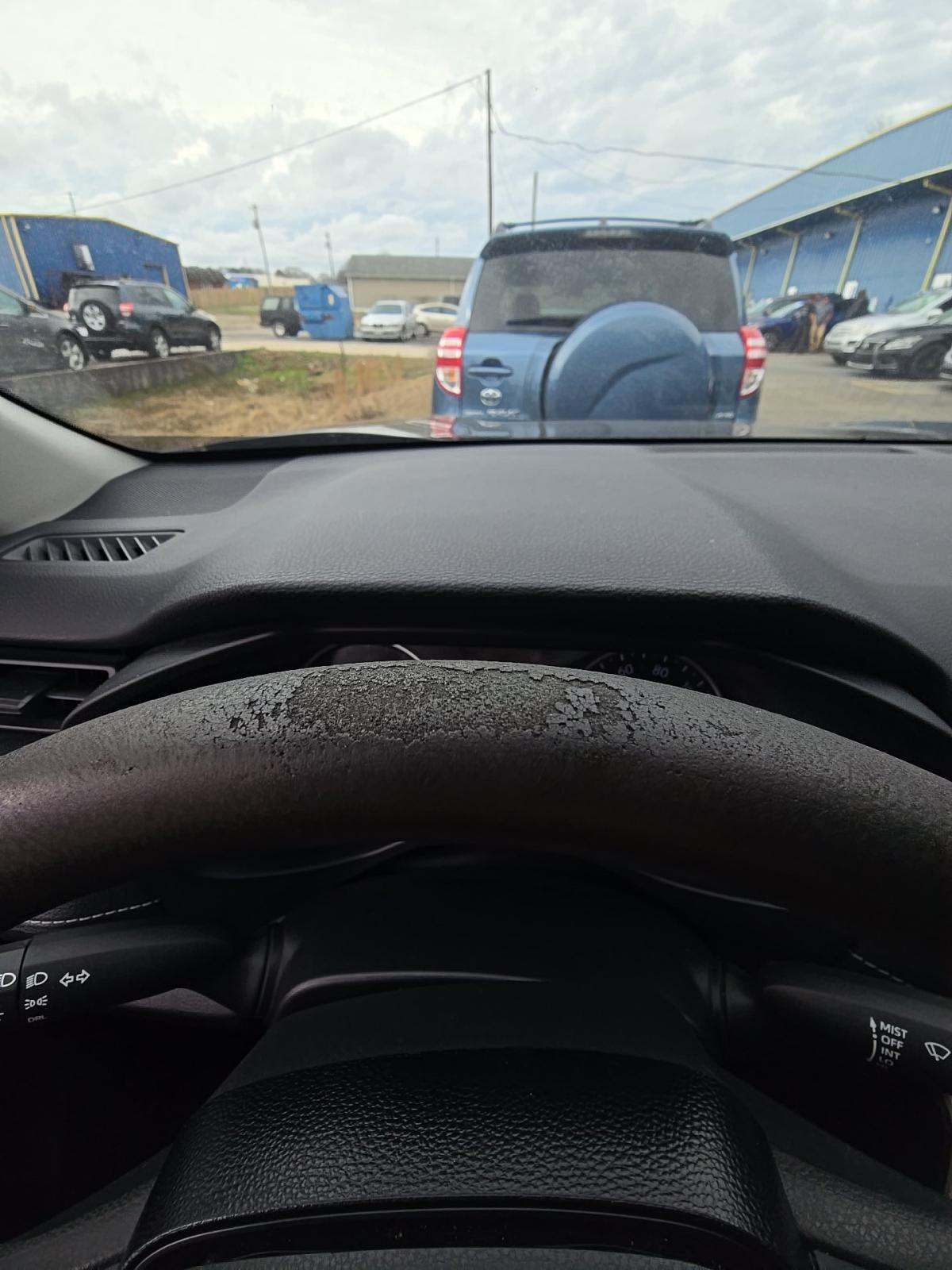 2019 Toyota RAV4 LE FWD