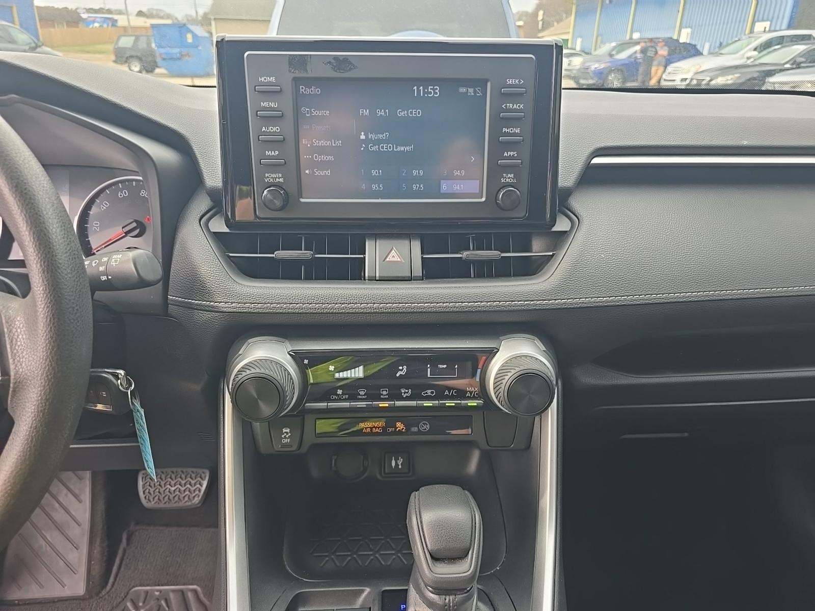 2019 Toyota RAV4 LE FWD