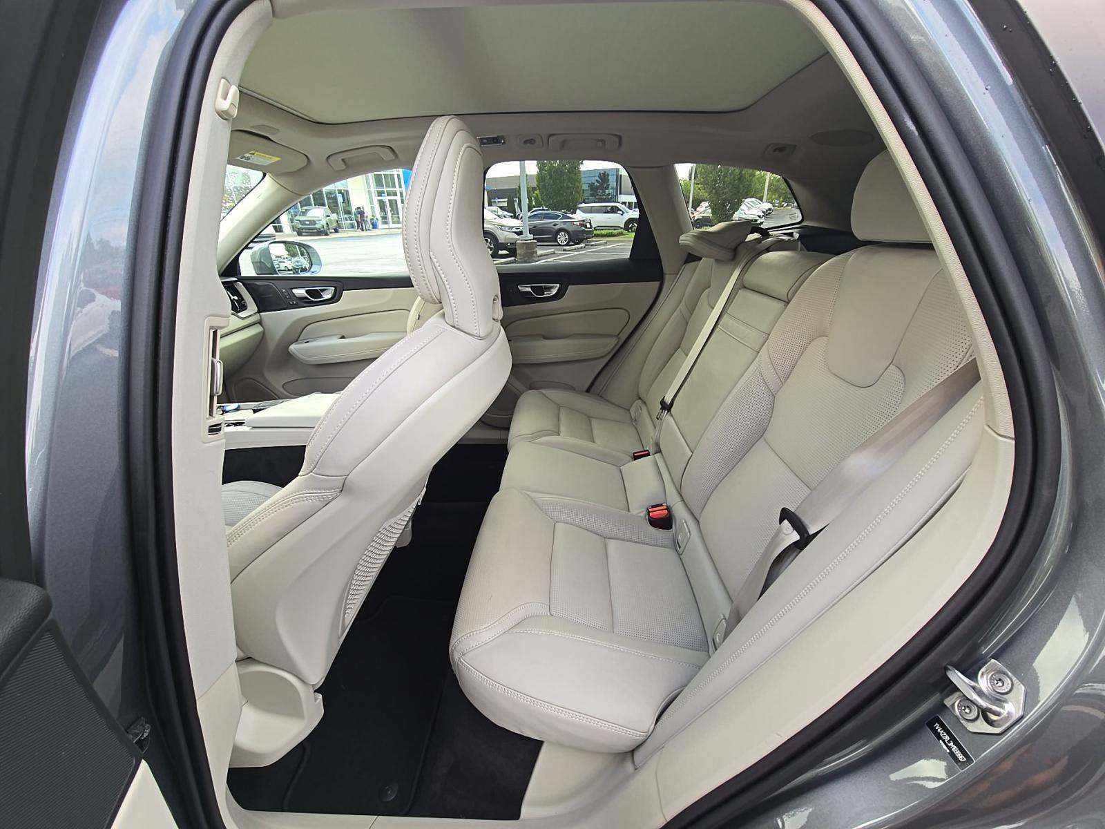 2021 Volvo XC60 T6 Inscription AWD
