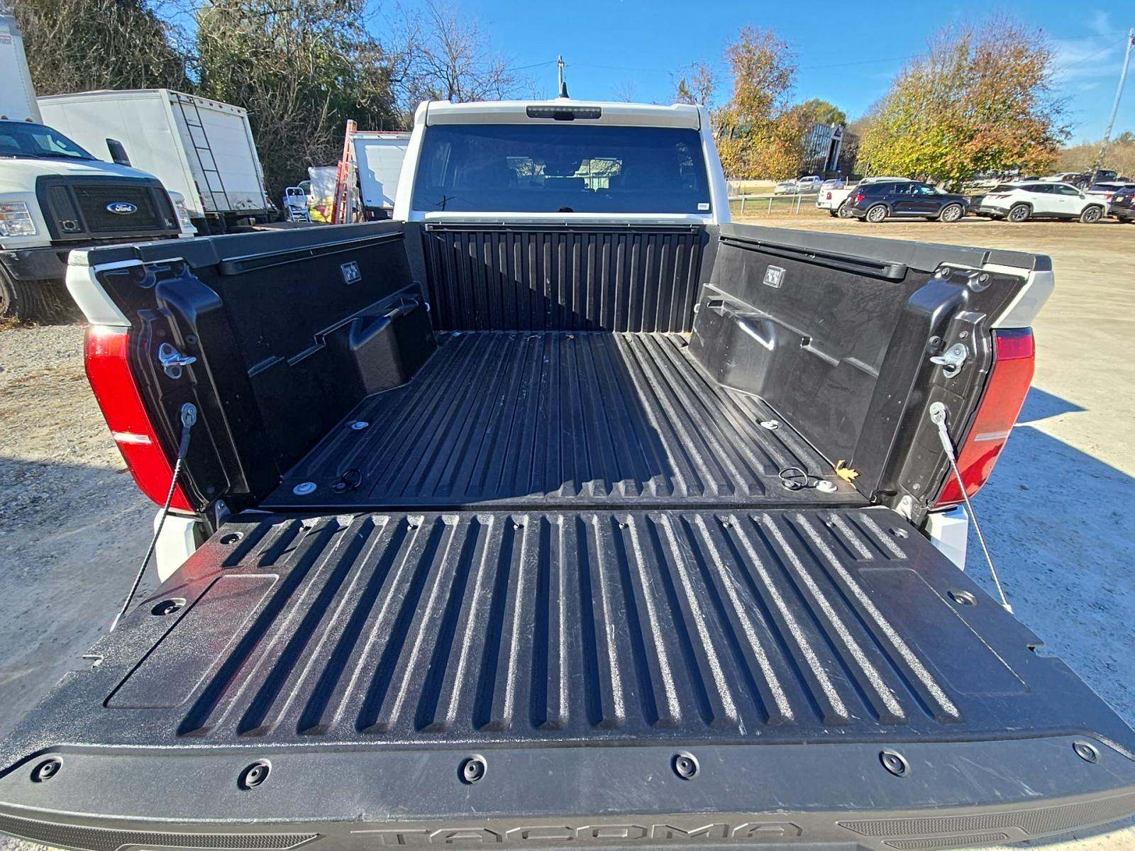 2025 Toyota Tacoma TRD Off-Road AWD