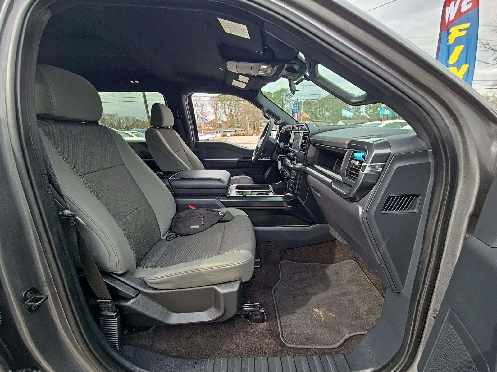 2022 Ford F-150 XL AWD