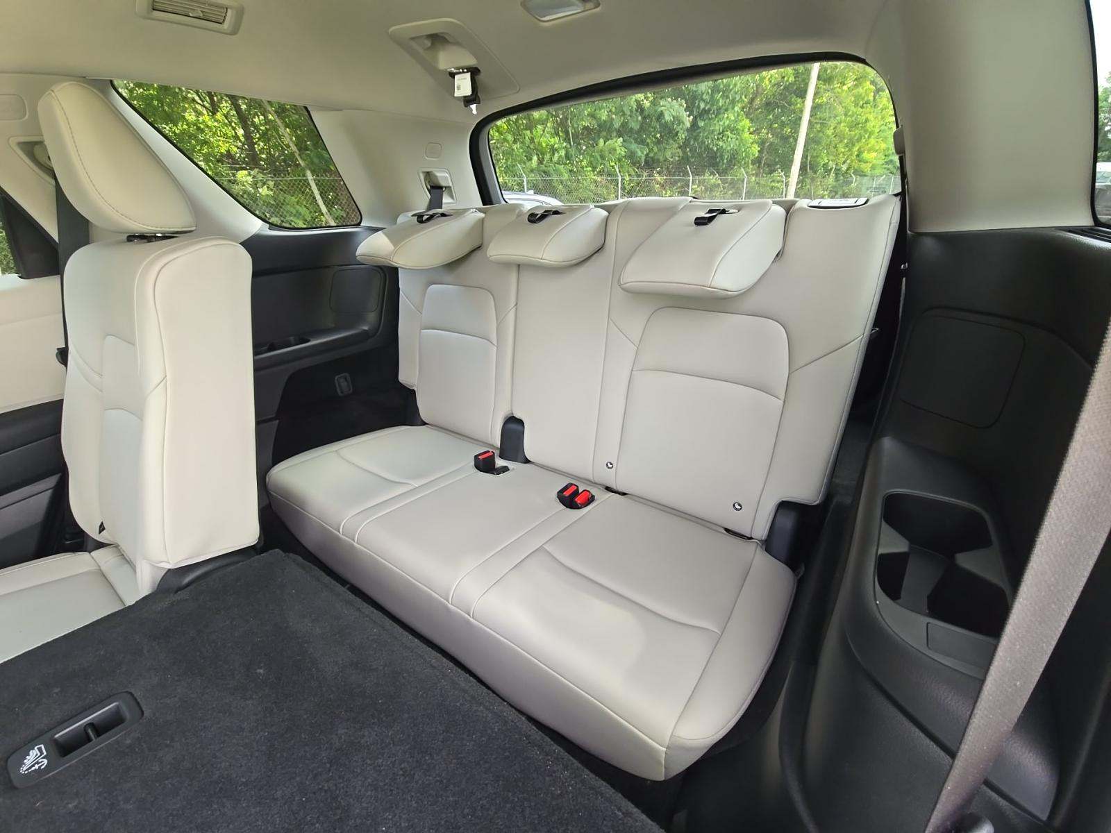 2026 Nissan Pathfinder SL AWD