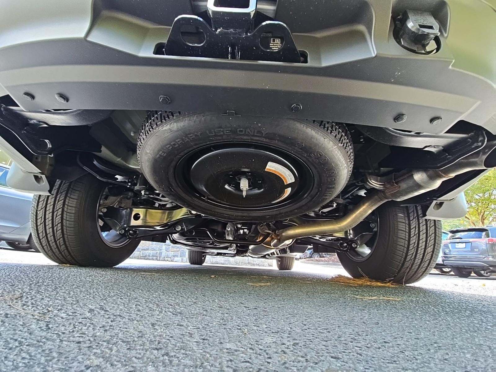 2025 Nissan Pathfinder SV FWD