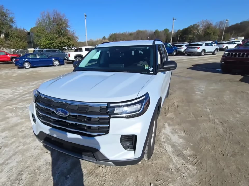 2025 Ford Explorer Active RWD