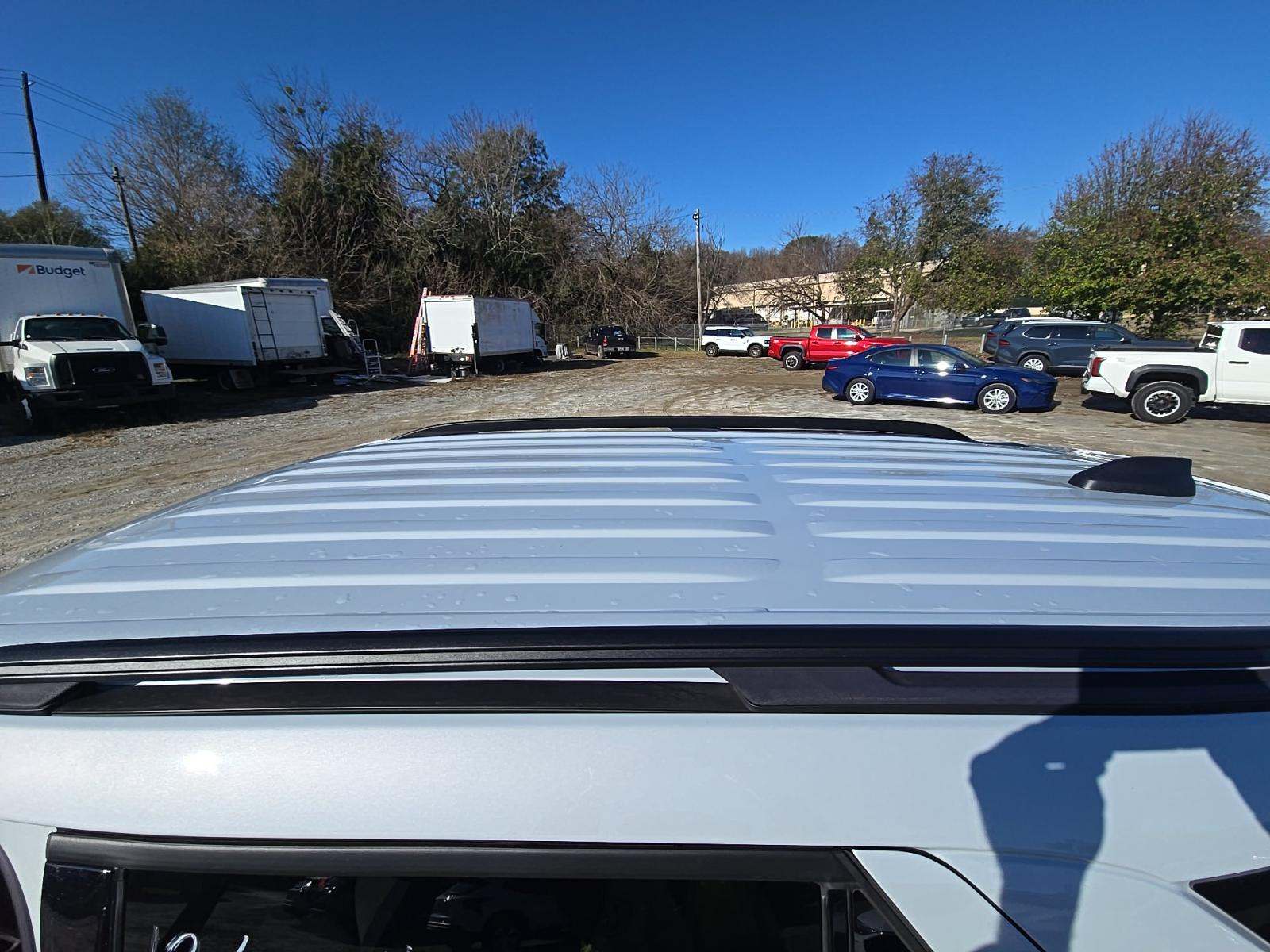 2025 Ford Explorer Active RWD