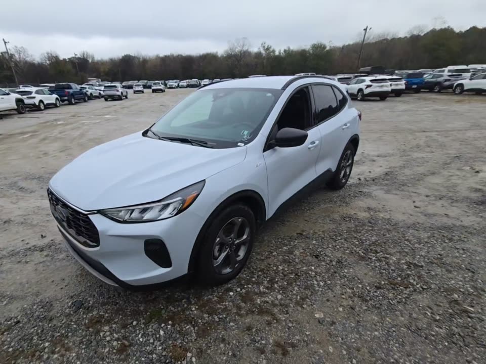 2025 Ford Escape ST-Line FWD