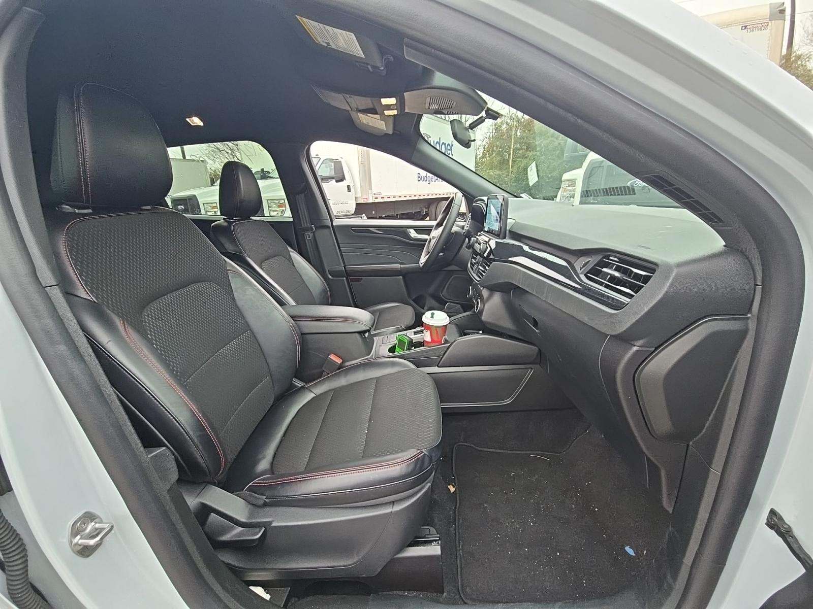 2025 Ford Escape ST-Line FWD